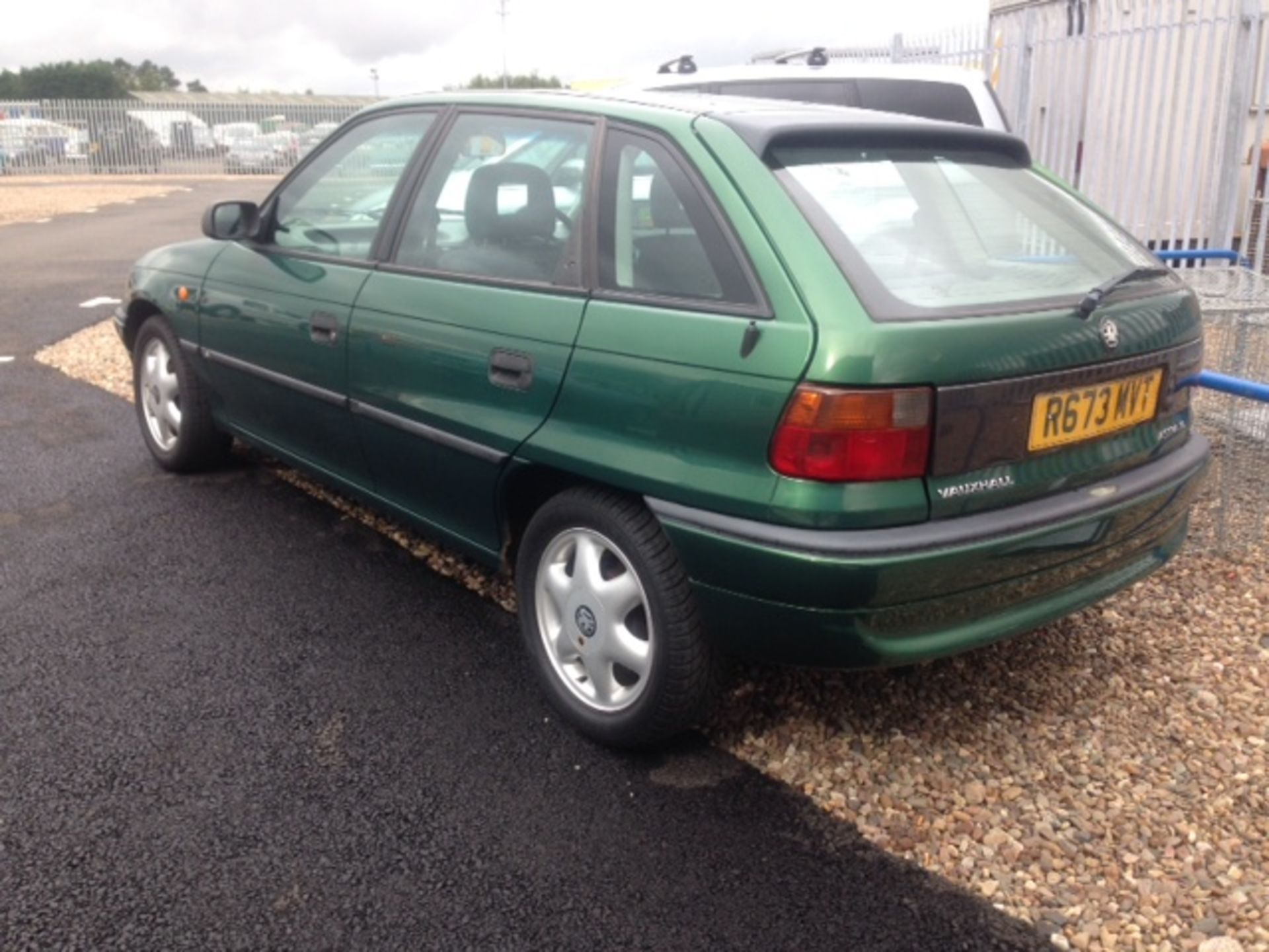 VAUXHALL, ASTRA LS - 1598cc, Chassis number W0L0TFF68W8058251 - presented in Rio Verde Green - Image 2 of 3