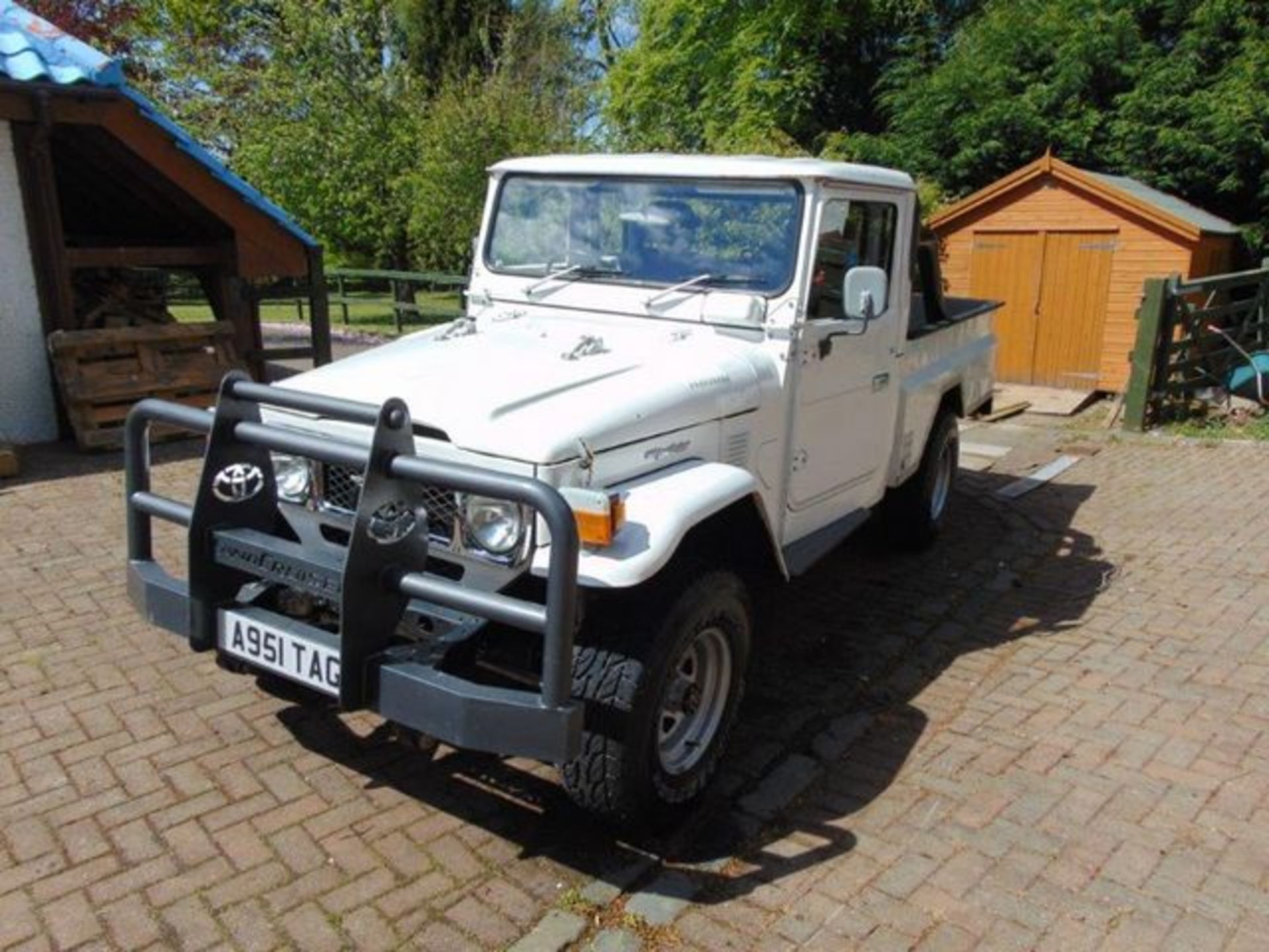 TOYOTA, LANDCRUISER FJ45 - 4230cc, Chassis number FJ45R408909 - originally supplied to South