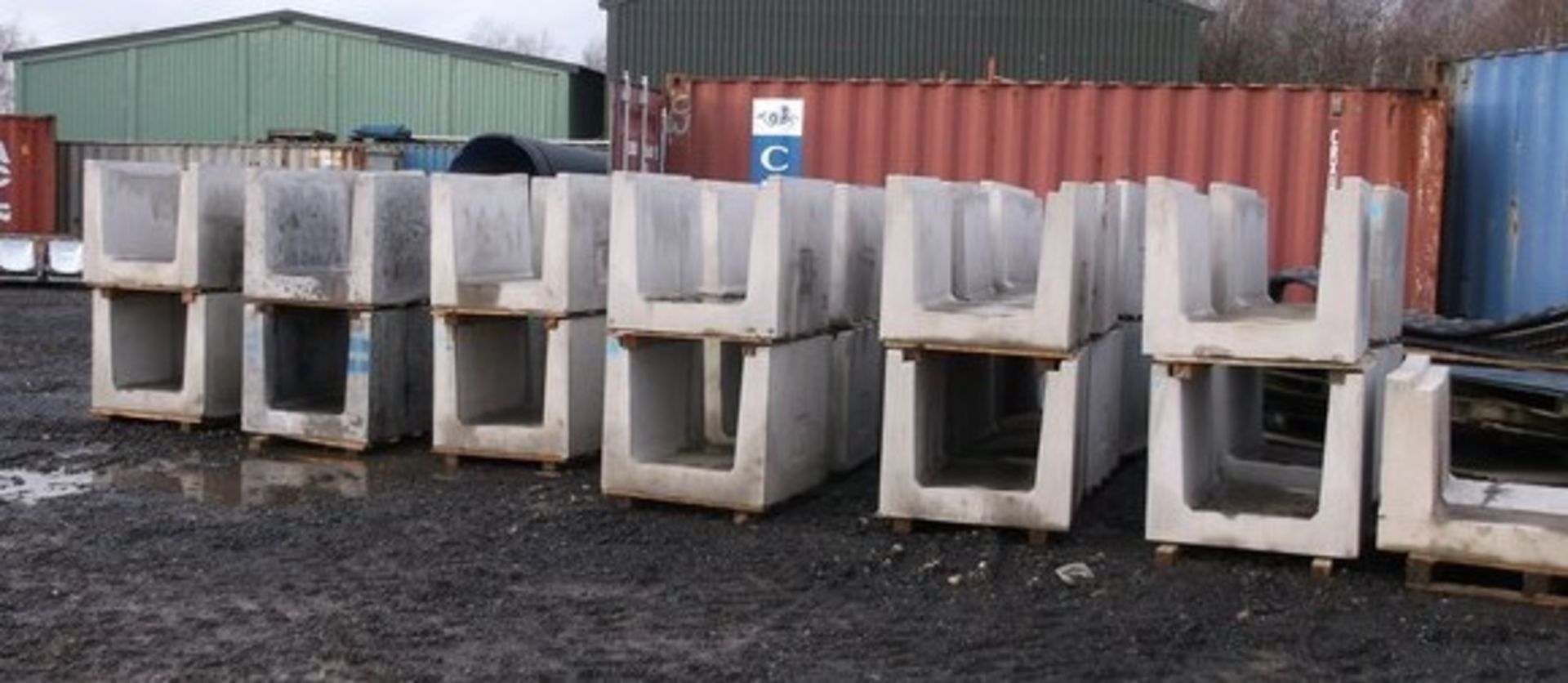 SELECTION OF EASI-DUCT CONCRETE CABLE TROUGHS (APPROX 36) - Image 3 of 5