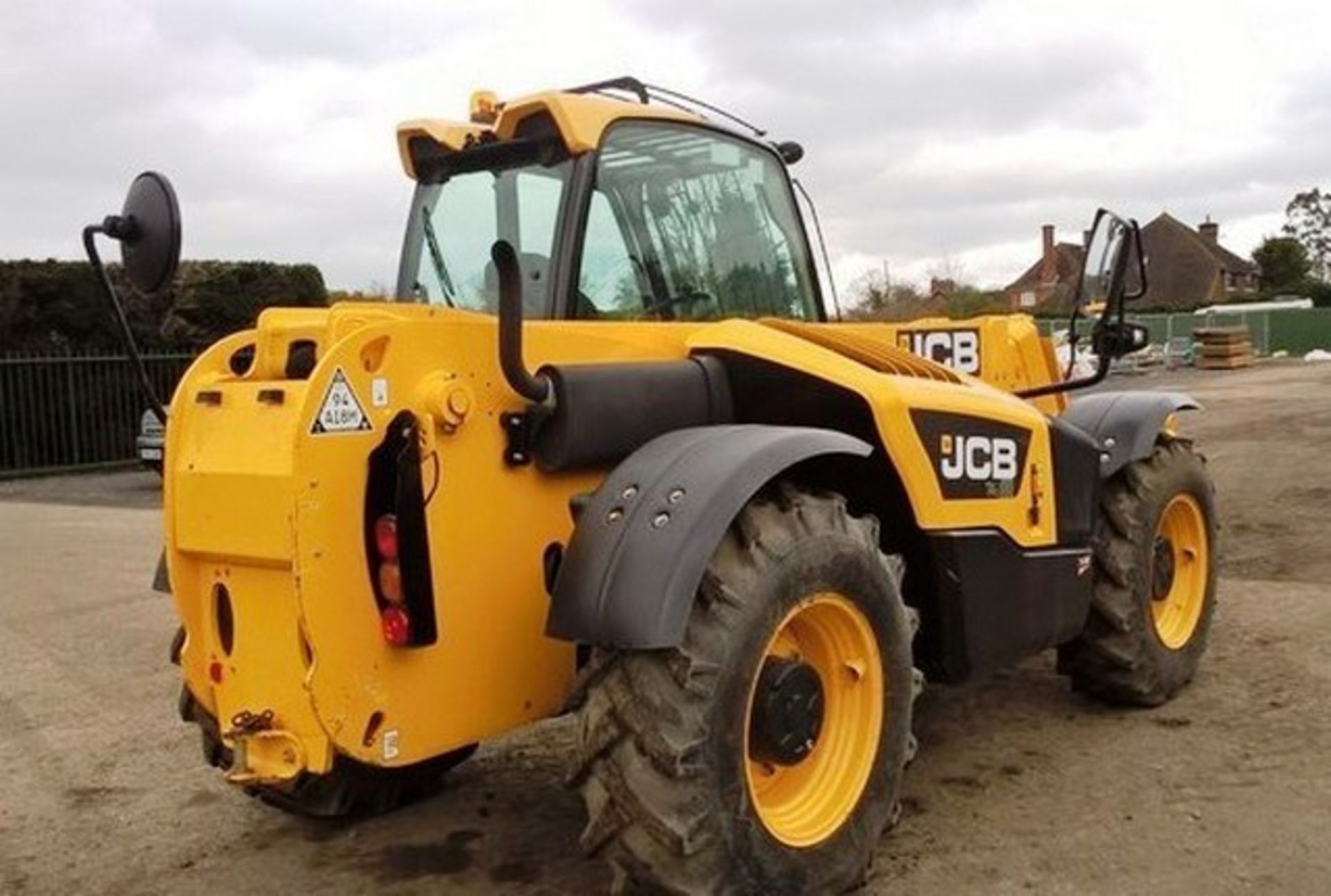 2014 JCB 531-70 TELEHANDLER, SN 2181521, 1399 HOURS, AUX PIPE WORK, MANUAL QUICK HITCH, 60% TYRE - Image 8 of 13