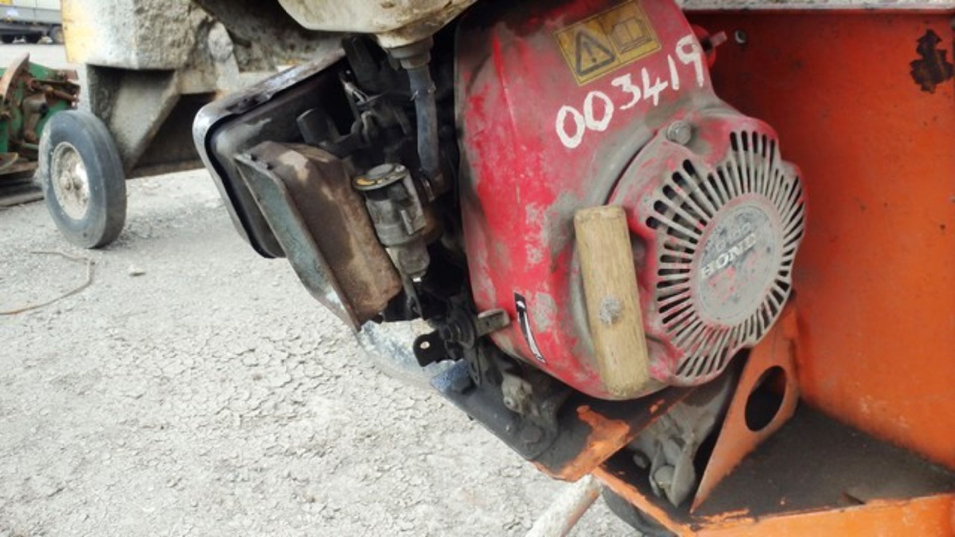 BELLE MINIMIX/150 PETROL CEMENT MIXER C/W HONDA ENGINE, REF 3618/3419****DIRECT FROM COUNCIL***** - Image 2 of 2