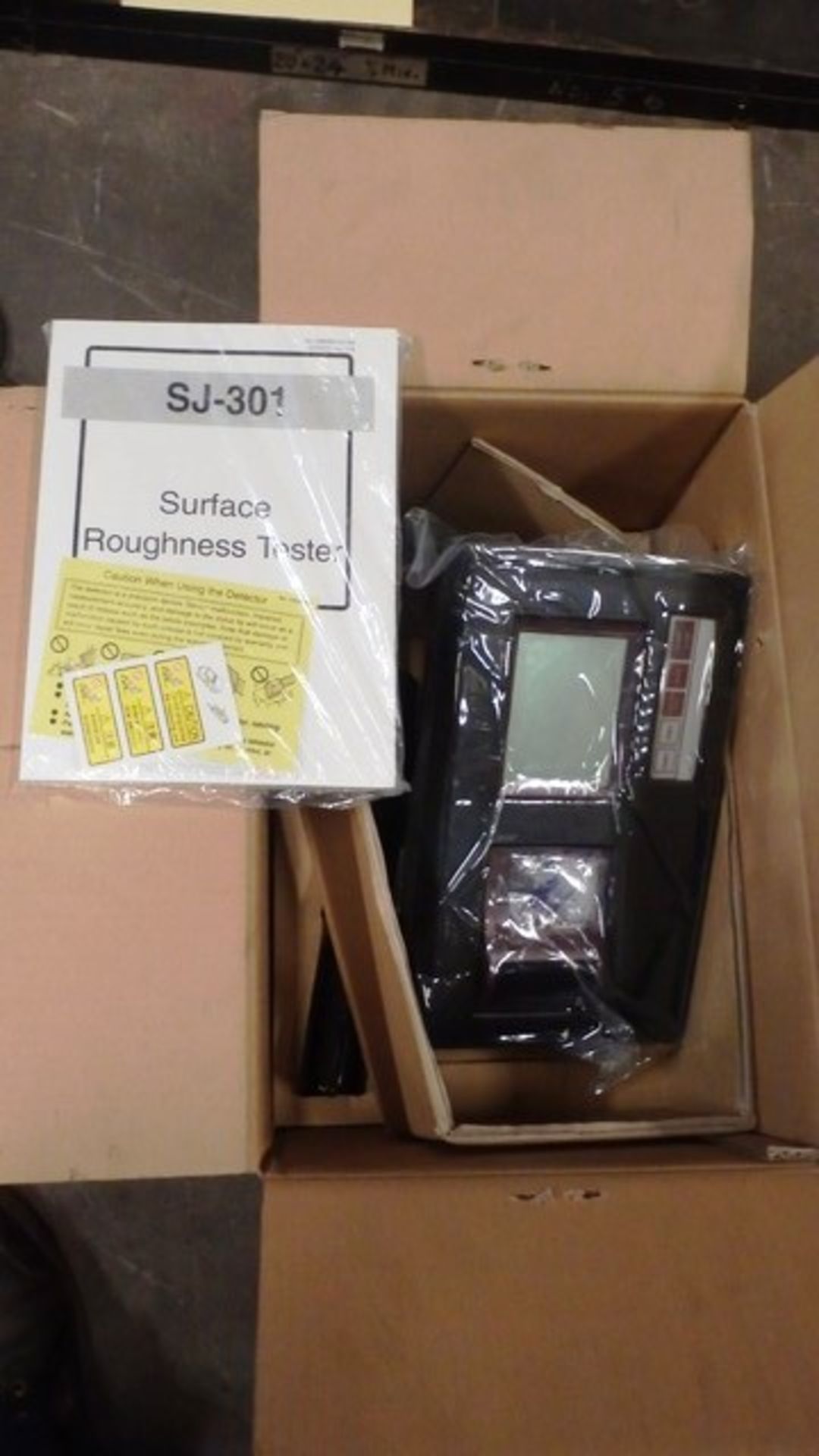 MITUTOYO SURFACE ROUGHNESS TESTER, MODEL SJ301, UNUSED*LIQUIDATED STOCK*