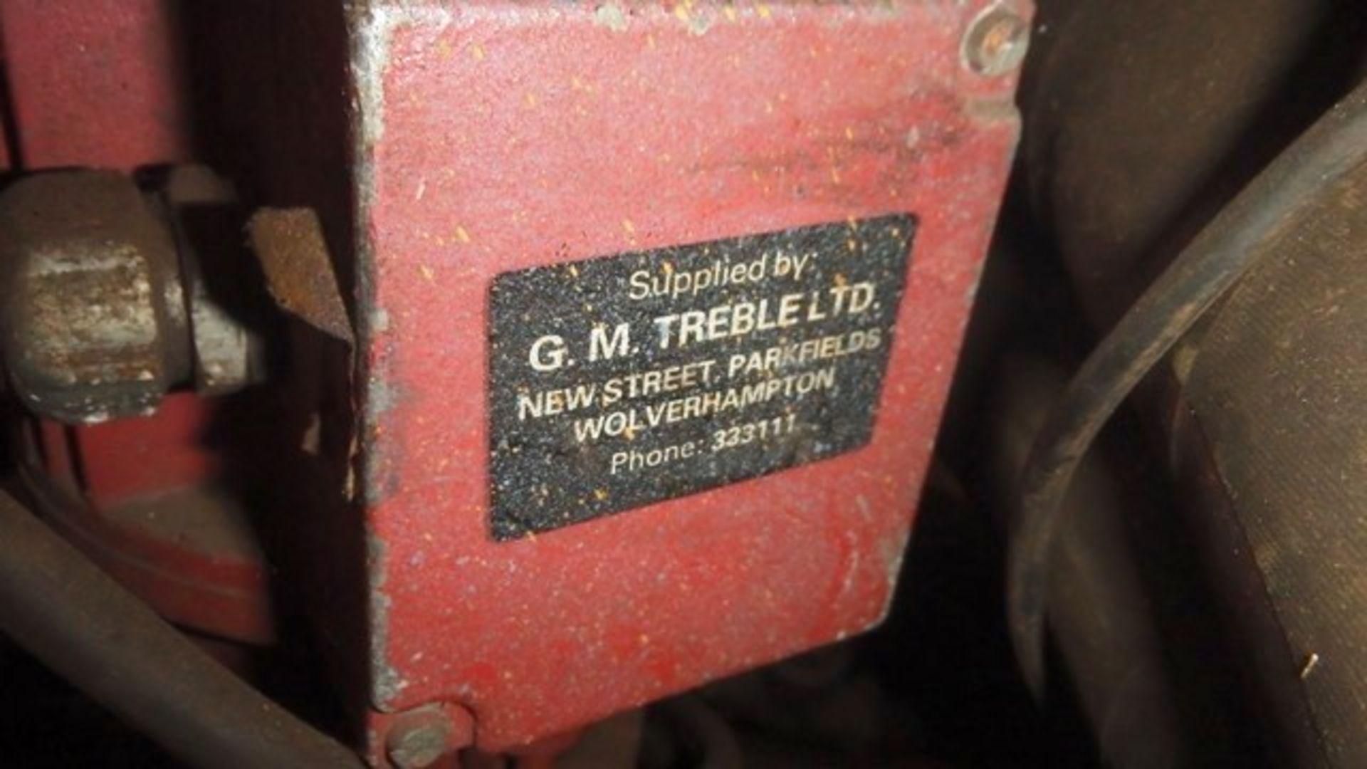 GM TREBLE ELECTRIC PUMP AND HOSE*LIQUIDATED STOCK* - Image 2 of 9