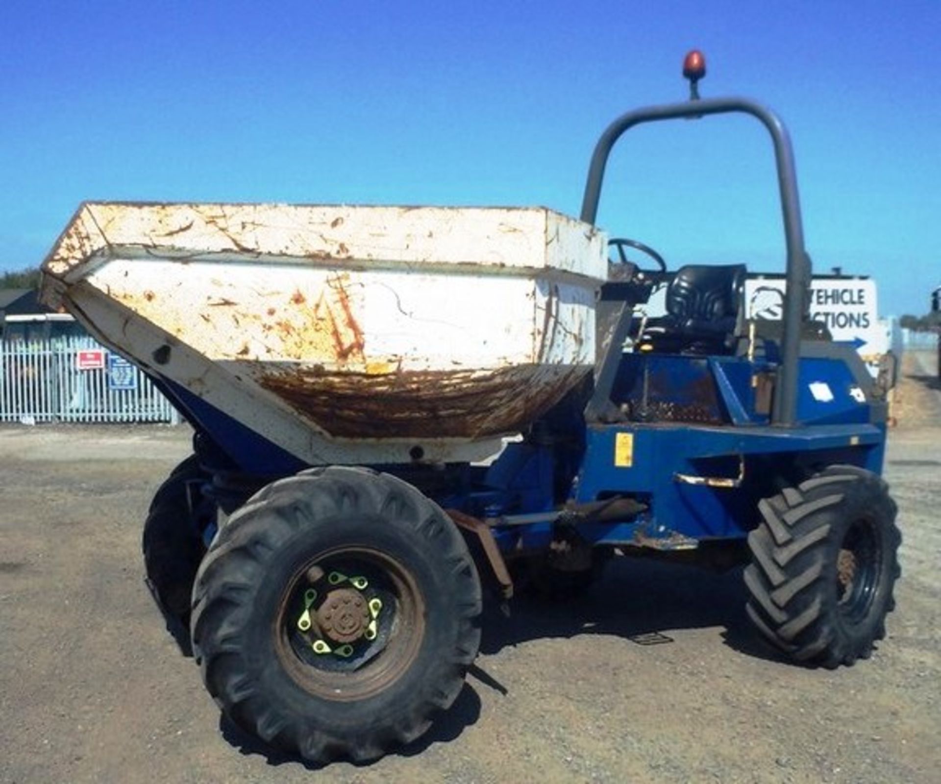 2007 TEREX 6 TON SWIVEL DUMPER, REG NO Q586 UDS - Image 13 of 15