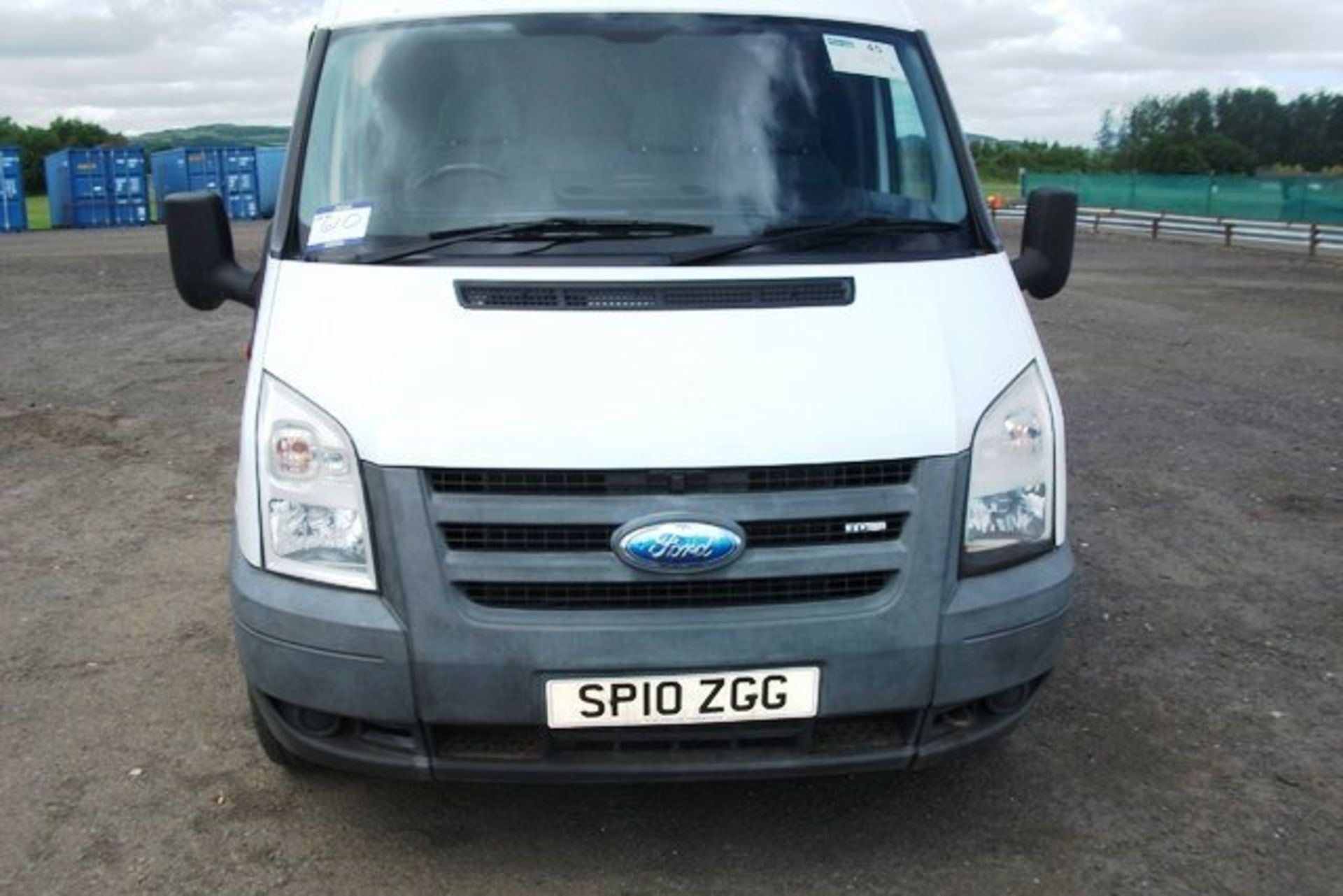 FORD MODEL TRANSIT 140 T350L RWD - 2402ccBody: 2 Dr VanColor: WhiteFirst Reg: 25/03/2010Doors: 2MOT: - Image 4 of 10
