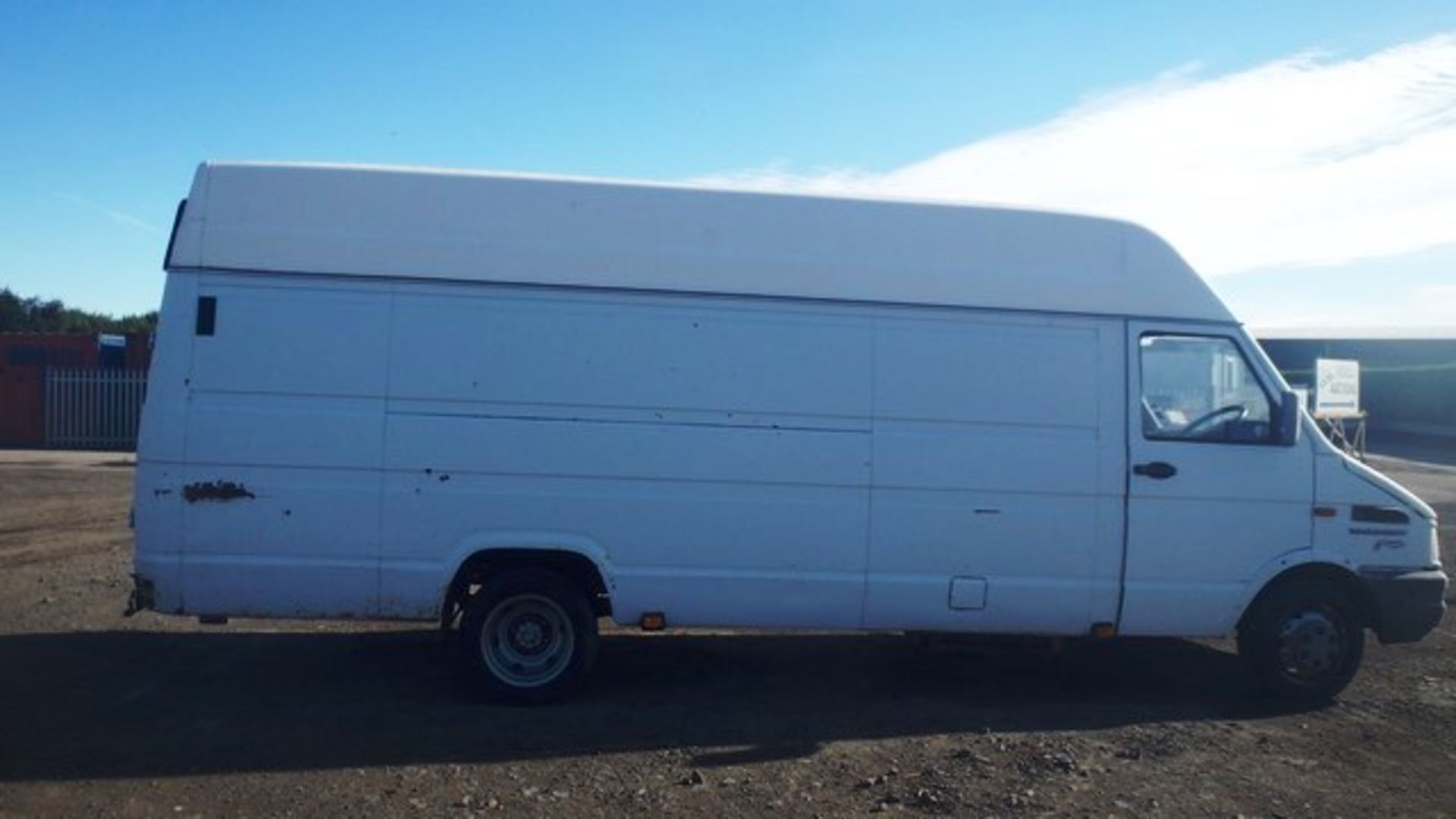 IVECO MODEL DAILY (D) - 2800ccBody: 2 Dr VanColor: WhiteFirst Reg: 06/11/1998Doors: 2MOT: Mileage: - Image 6 of 8