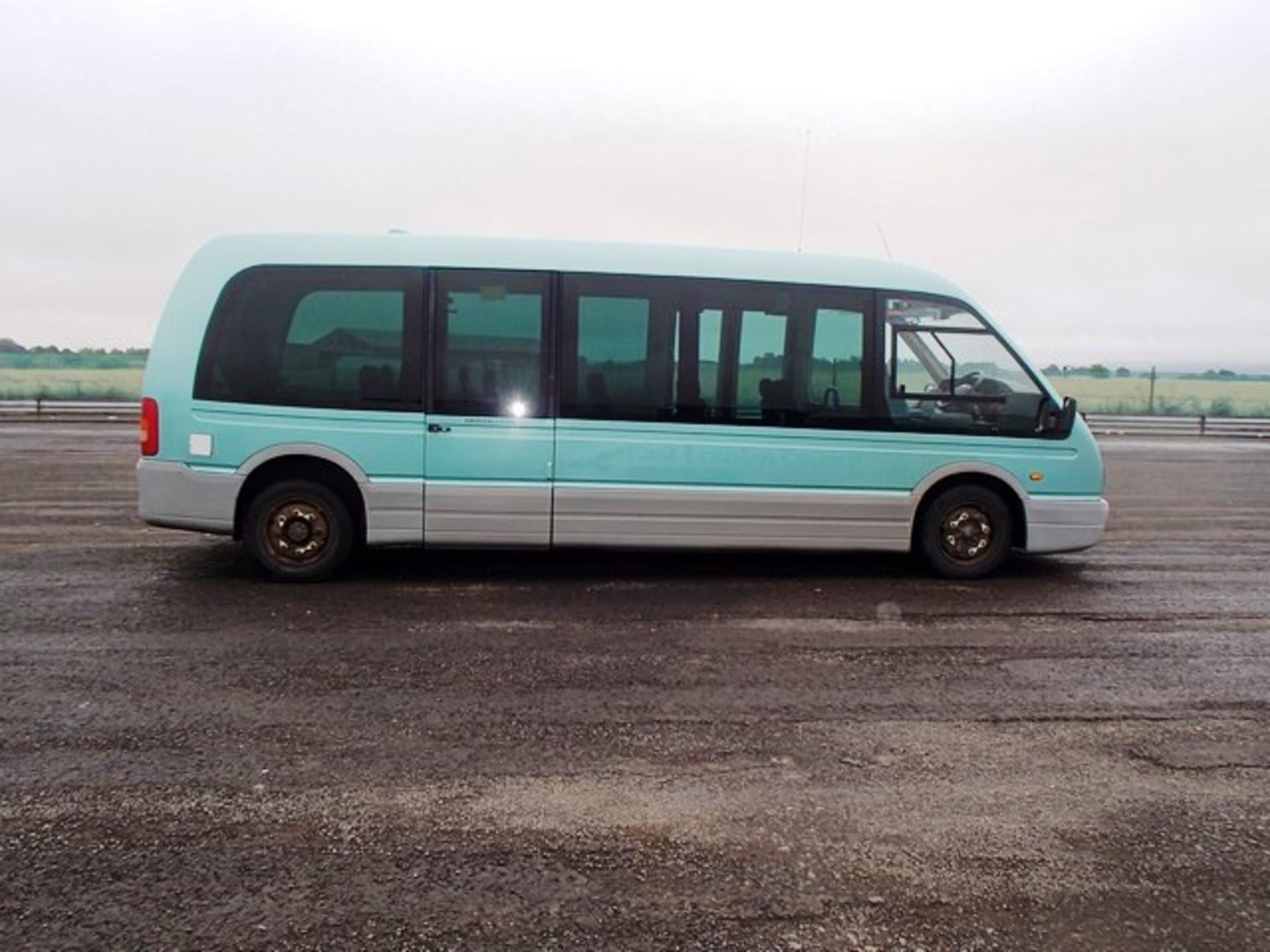 OPTARE MODEL ALERO - 2800ccBody: 2 Dr MinibusColor: GreenFirst Reg: 16/11/2004Doors: 2MOT: 23/06/ - Image 9 of 14