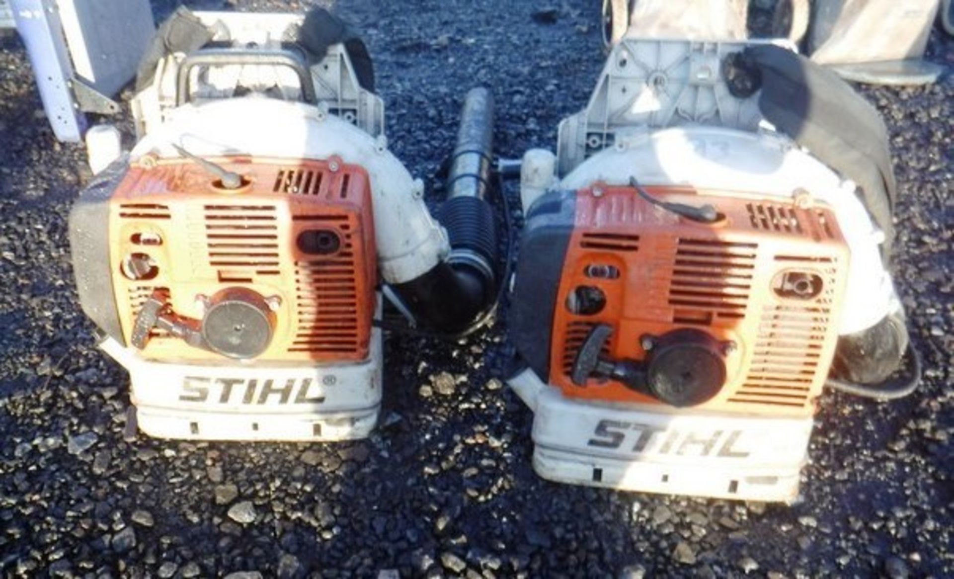 2 NO STIHL BACKPACK LEAF BLOWERS