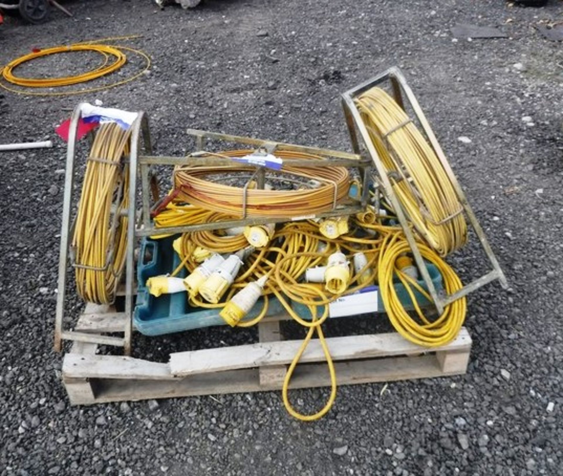 PALLET OF 3 REELS OF FISHING WIRE PLUS WIRING SOCKETS (APPROX 20)**REPOSSESSED - DIRECT FROM FINANCE