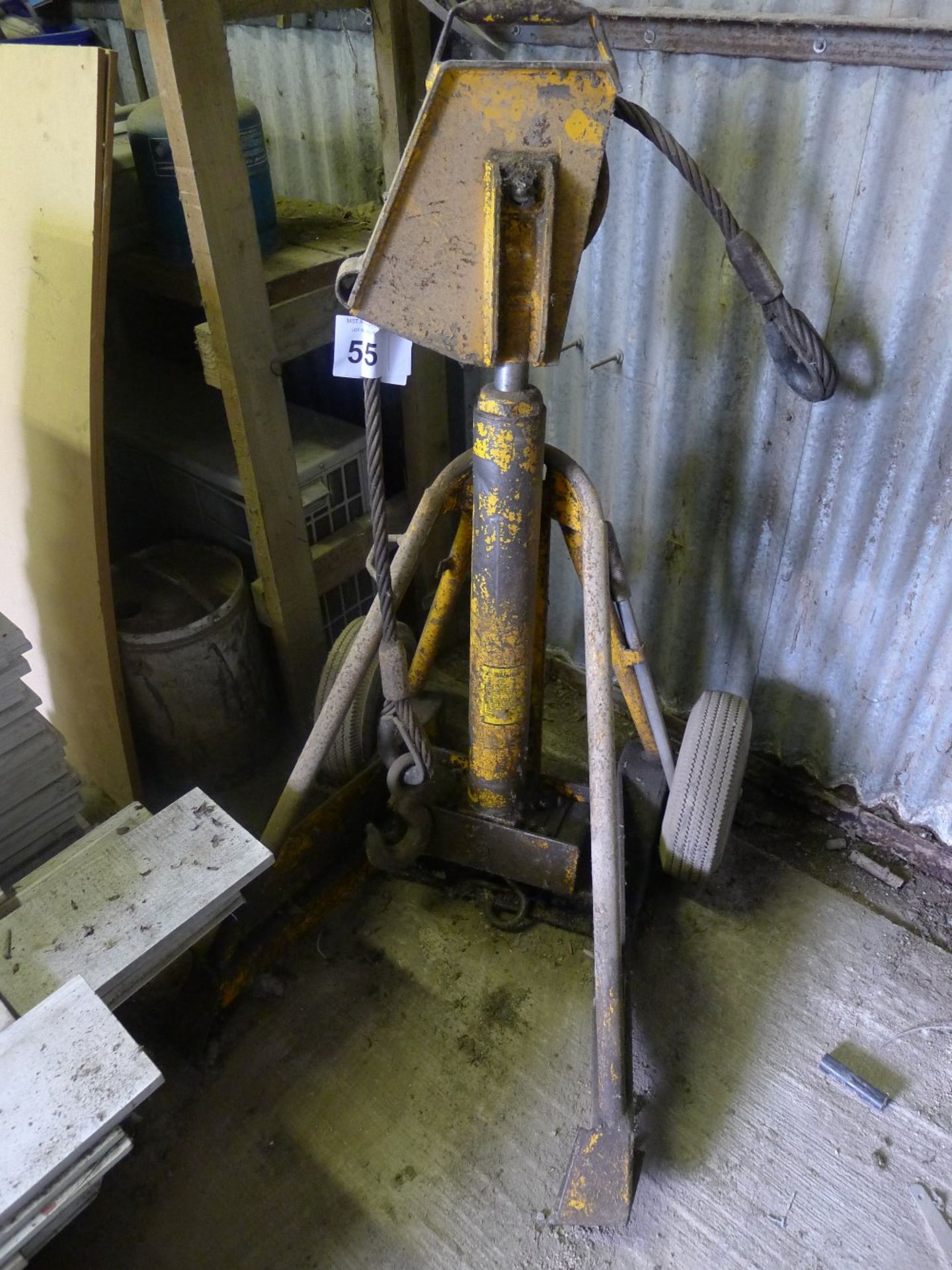 1 hydraulic post lifter