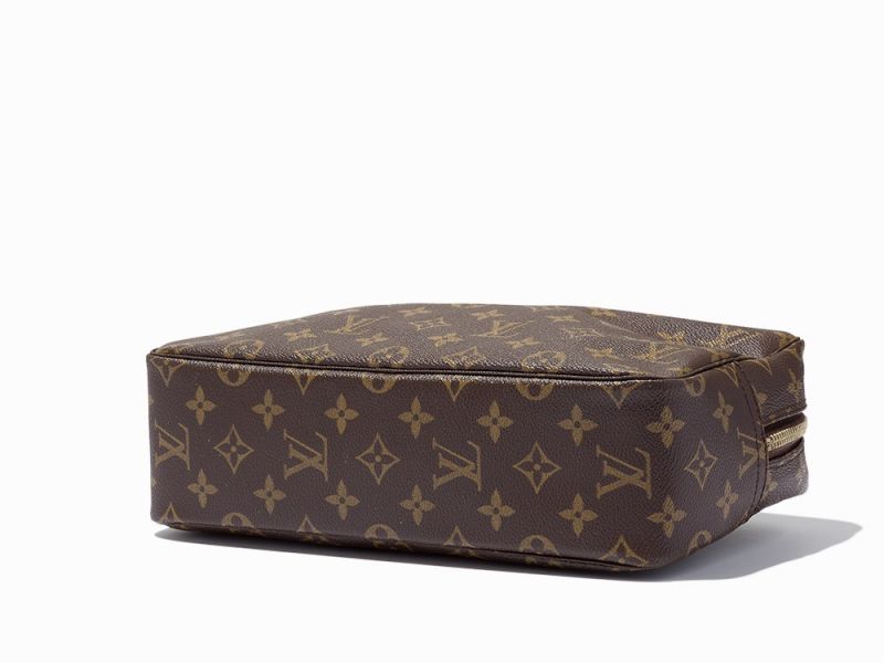 Brown Monogram Canvas, Toiletry PouchFrance, circa 1990Golden brass hardwareHardware stamped 'LV', - Image 6 of 8