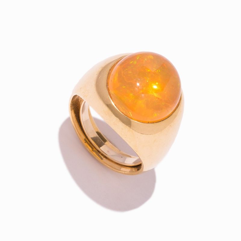 Yellow gold and fire opal ringAttributed USA, 20th centuryChunky cabochon fire opal ringTotal - Image 6 of 6