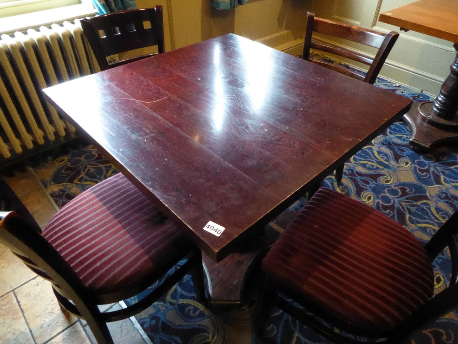 Solid wood table 800x800 with 4 chairs