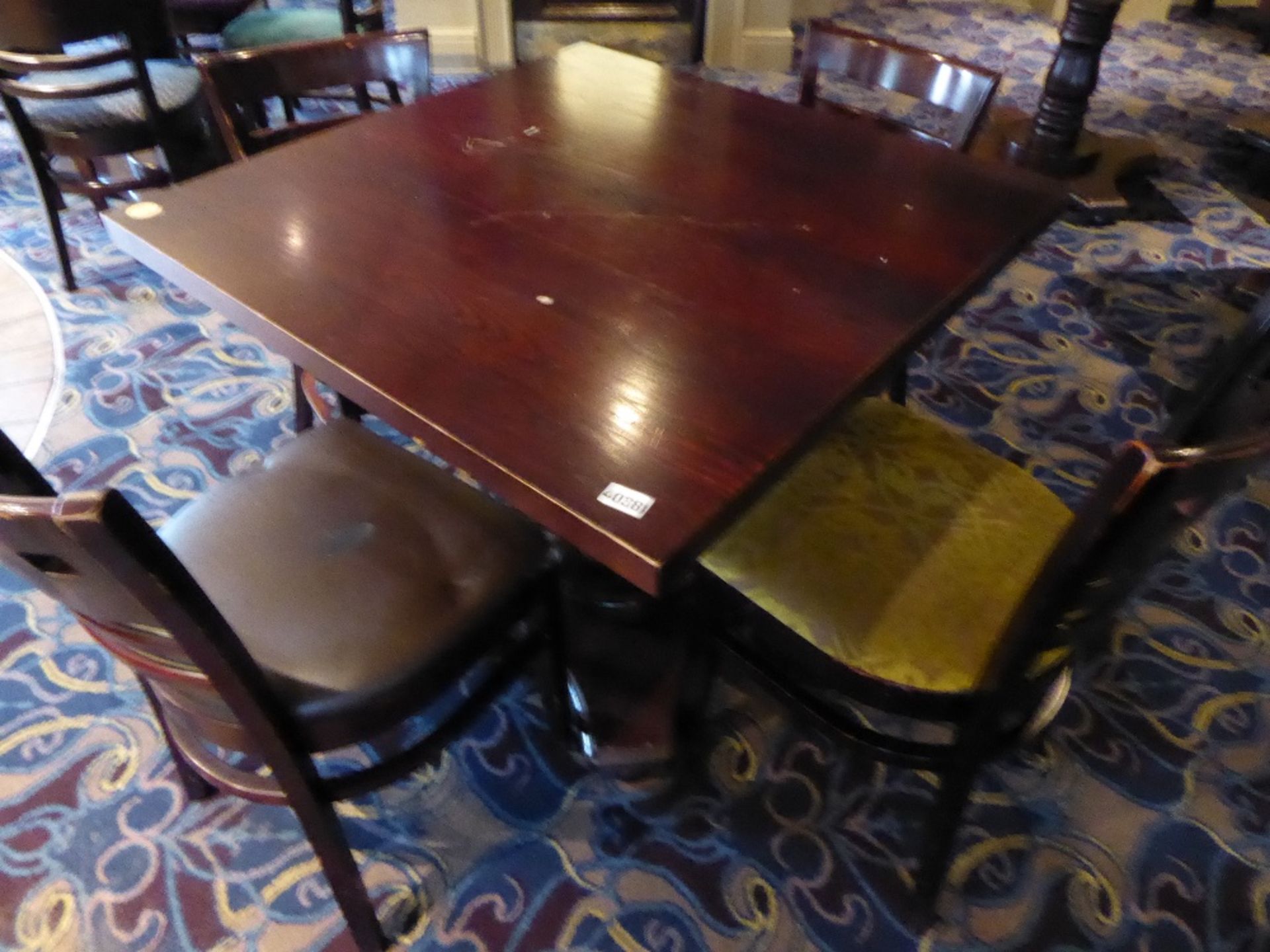 Solid wood table 800x800 with 4 chairs