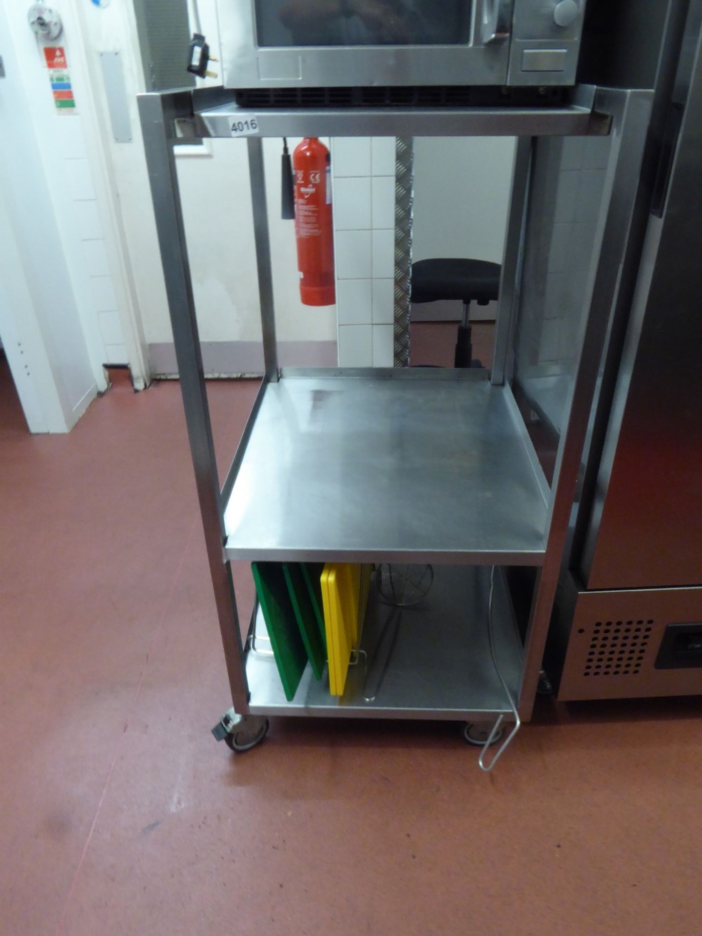 Appliance stand ,on wheels ,600x 700 x1230