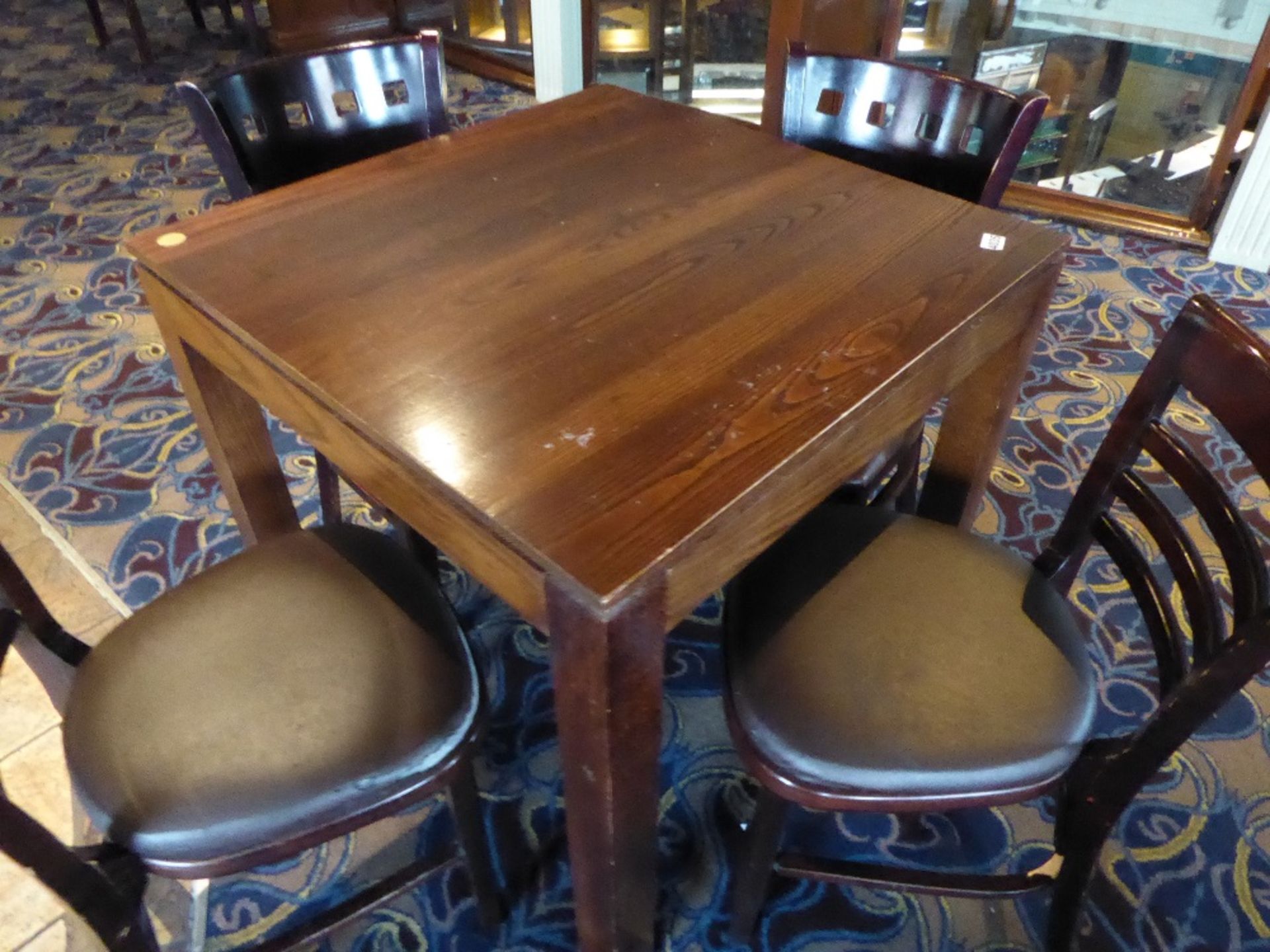 Solid wood table 800x800 with 4 chairs