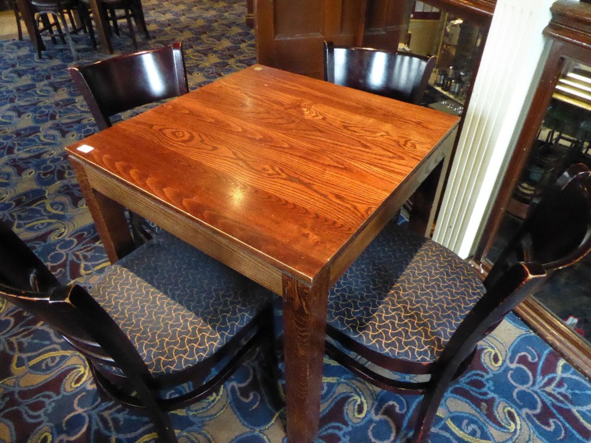 Solid wood table 800x800 with 4 chairs