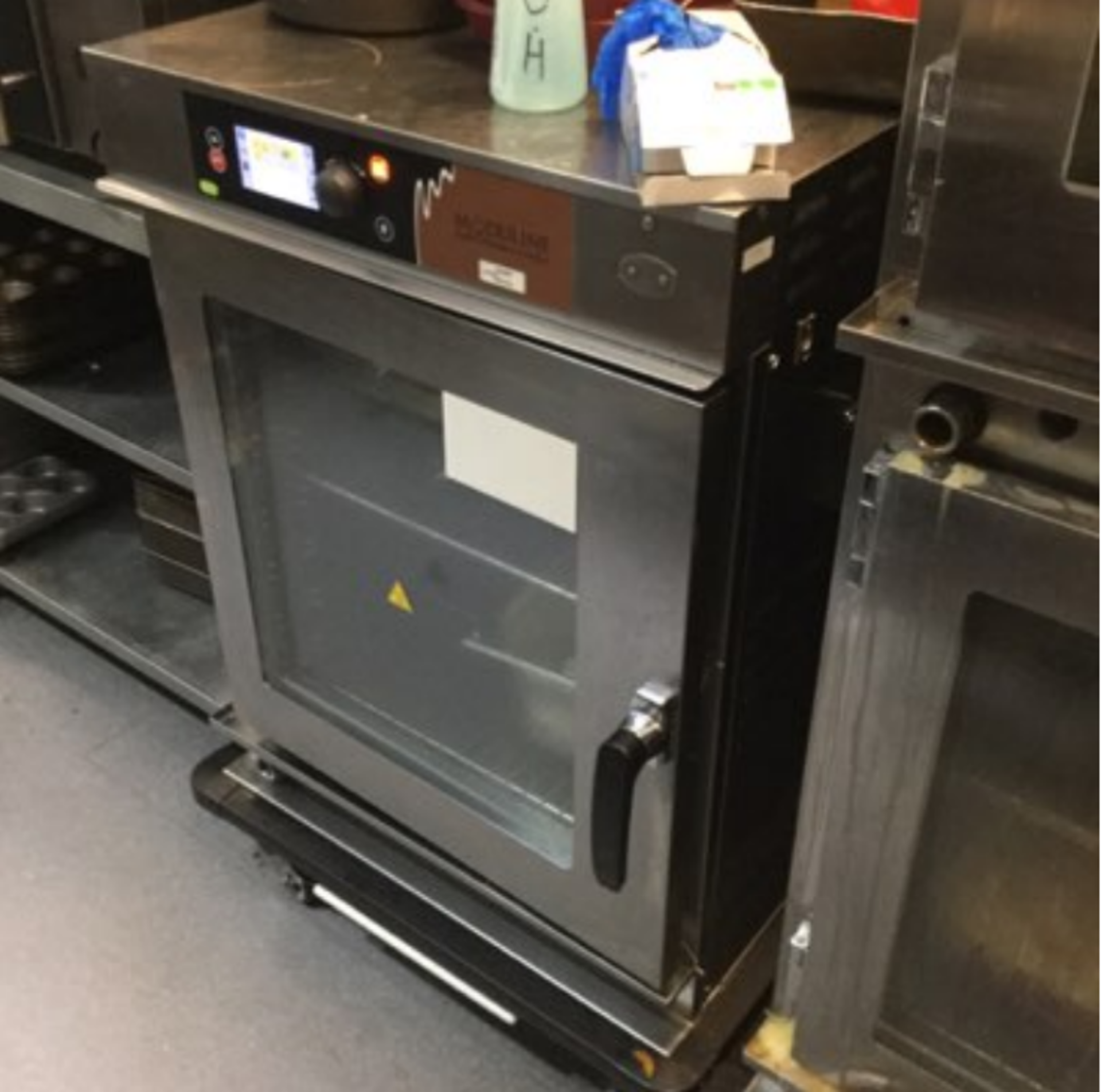 Single Moduline cook and hold oven less than 2 years old Oven, single phase electric