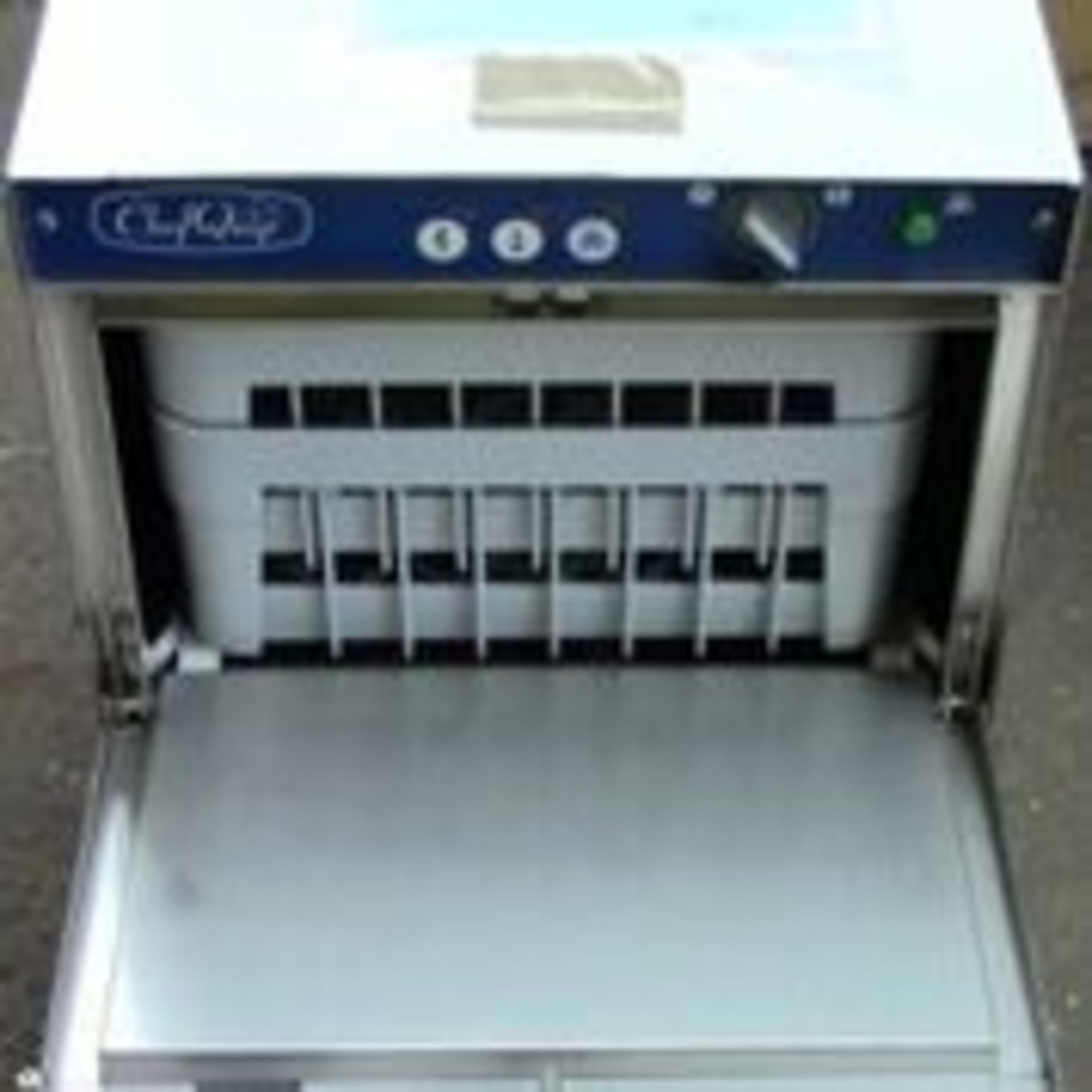 Undercounter Glasswasher 350mm basket,double skinned construction,2 minute cycle , 230mm Internal cl - Image 2 of 2