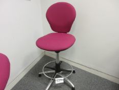 Cloth upholstered high swivel chair with foot rest
