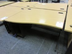1200 x 1000 shaped cantilever computer desk with c