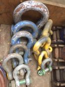 Masterlinks and shackles mixed lot.