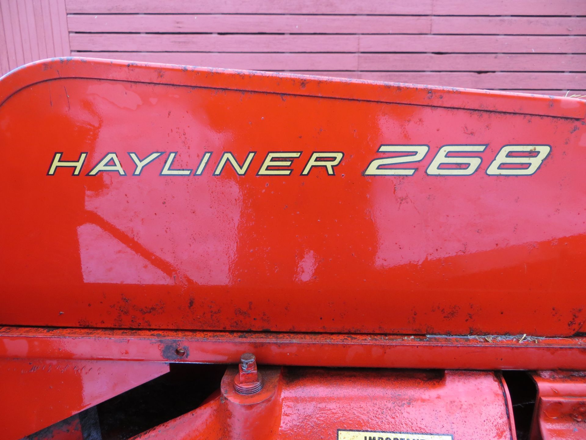268 New Holland Hayliner baler w/kicker - Image 2 of 7