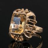 585er Gelbgold-Damenring mit Citrinbesatz. Ringinnendurchmesser ca. 18 mm. Ca. 7 gr.