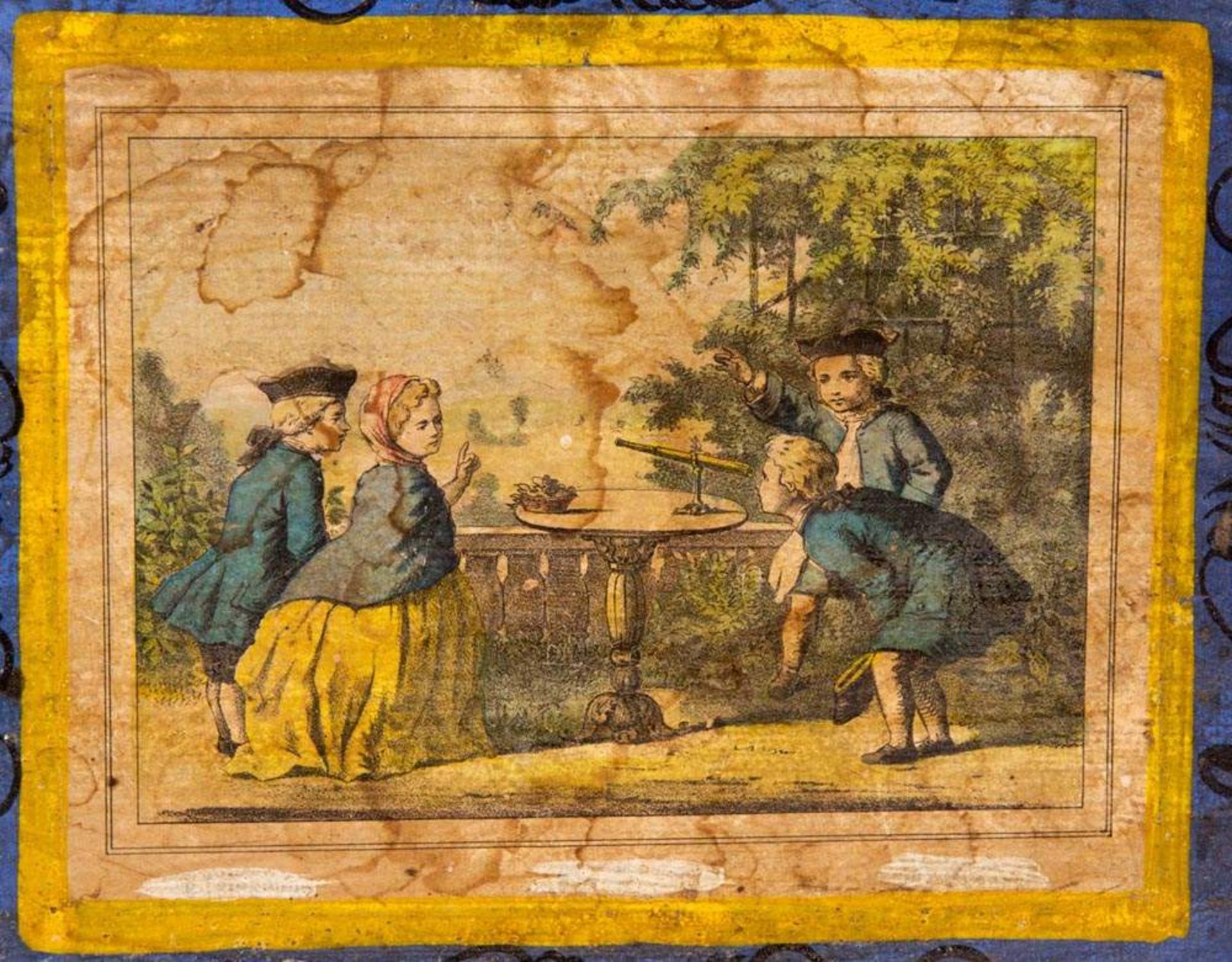 Antike Hutschachtel, Deckel mit kolorierter Lithographie und Sinnspruch: "Ins Fernrohr sieht Er - Image 2 of 6