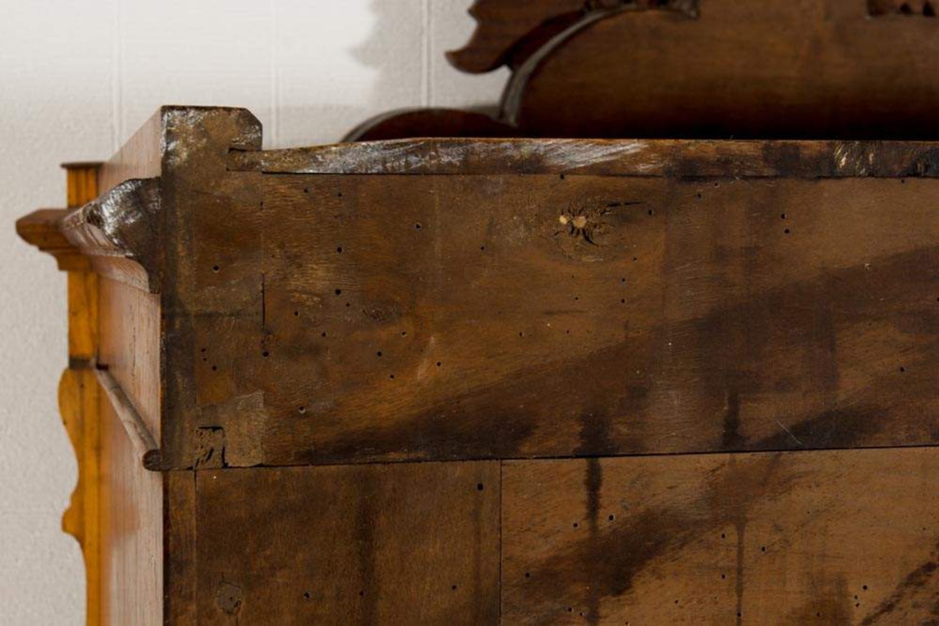 Eintüriger Wäscheschrank. Louis Philippe um 1860/80. Eschenwurzelholz massiv & und auf Nadelholz - Image 12 of 12