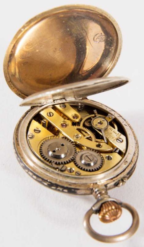 Antike Damentaschenuhr um 1900 in orig. Kartonage. Werk läuft an. Durchmesser ca 30mm. - Image 4 of 10