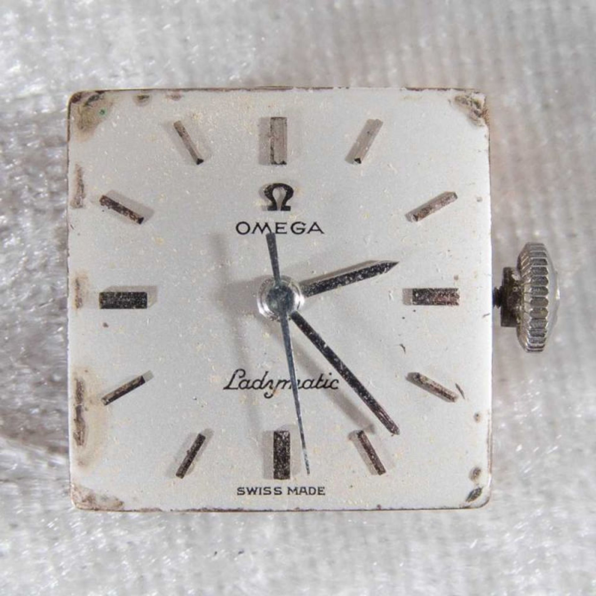 OMEGA "LADY MATIC" automatische Damenarmbanduhr. Stahl. Getragenes Original. Werk ohne Funktion. Ca. - Image 2 of 7