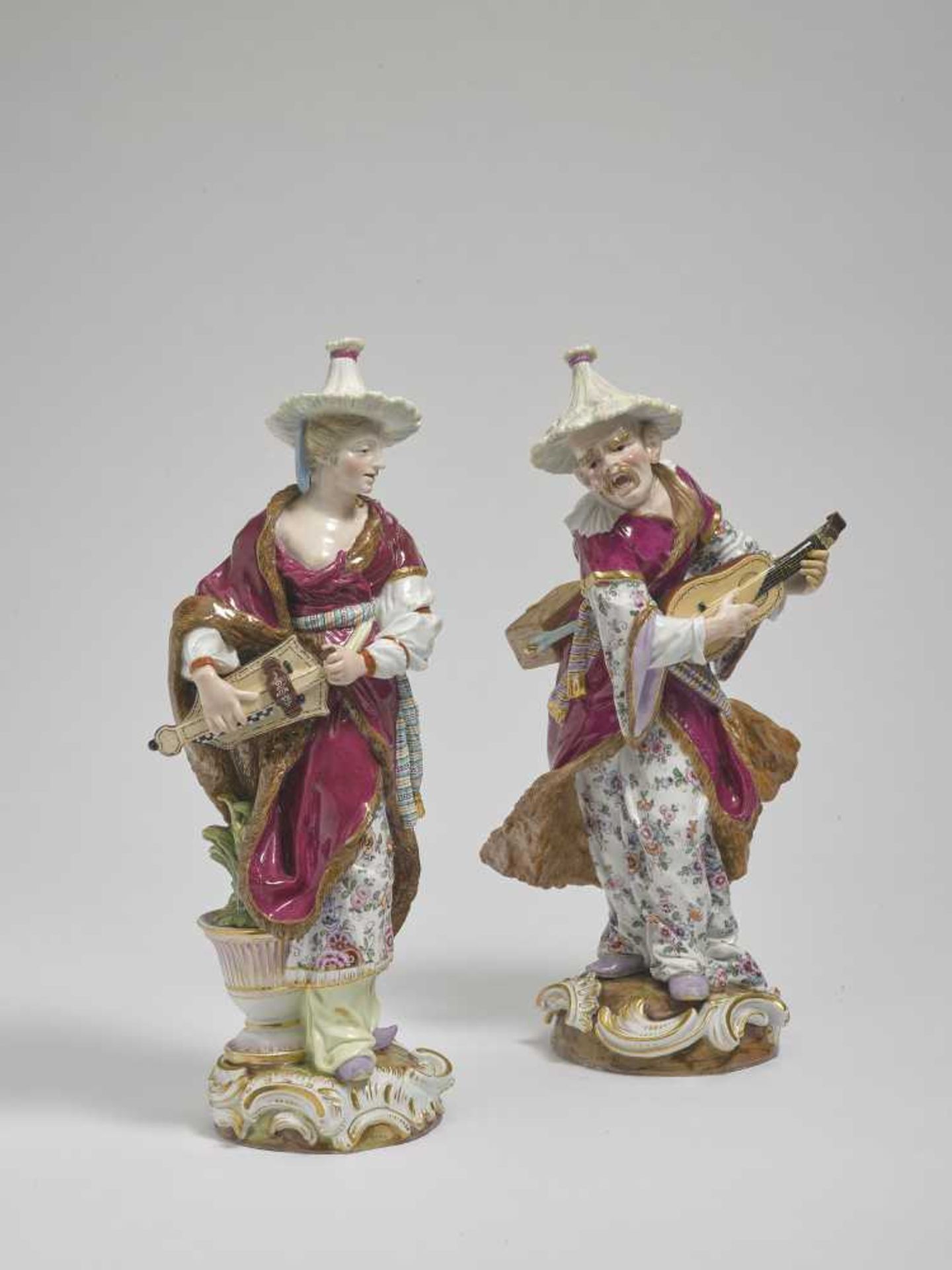 Malabar und Malabarin Meissen, nach Modell von Friedrich Elias Meyer Porzellan. Farb- und