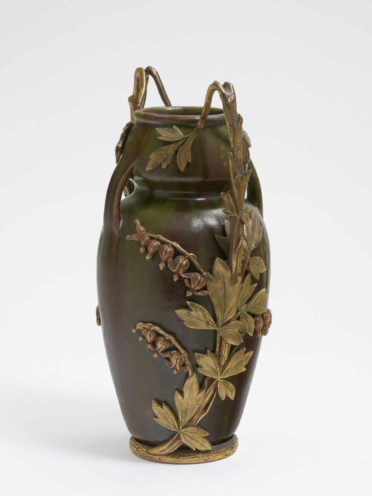 VASE Frankreich, um 1900 Keramik. In Form einer Amphore, zwei Henkel. Grün-braun glasiert.