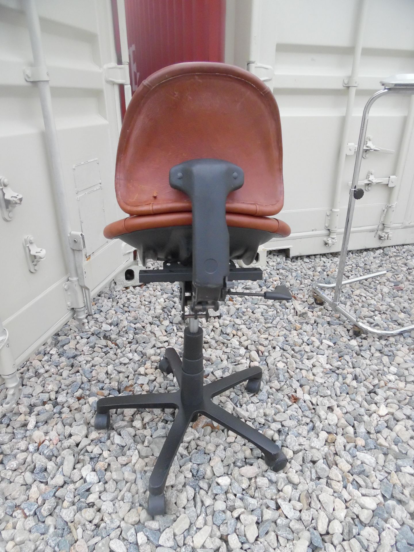 Dental Assistant Chair on wheels - Image 3 of 3