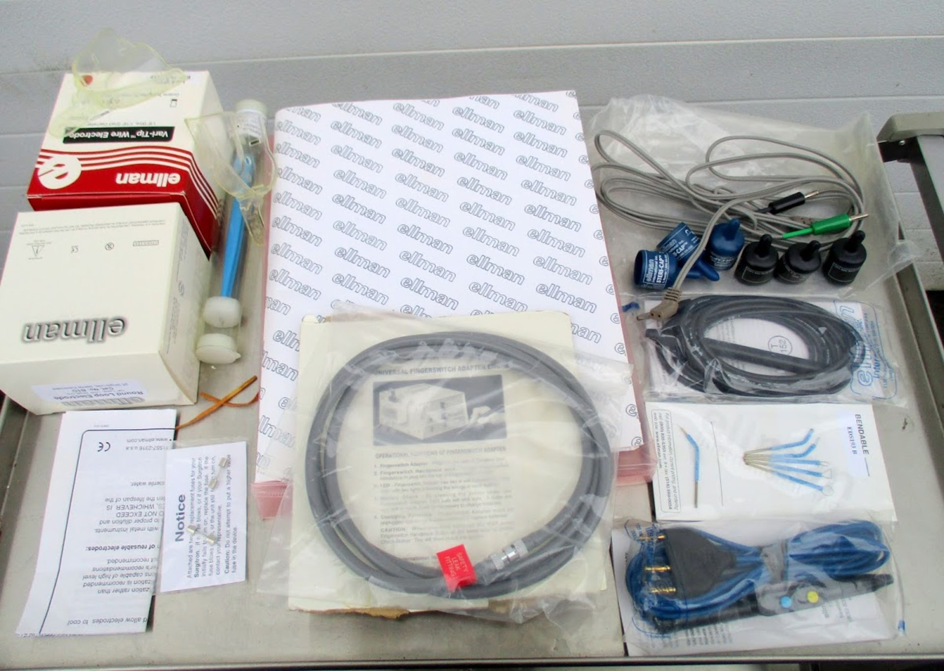 Ellman Surgitron EMC FFPF Electrosurgery Unit for Opthalmology. Comes with round loop electrodes, - Image 4 of 7