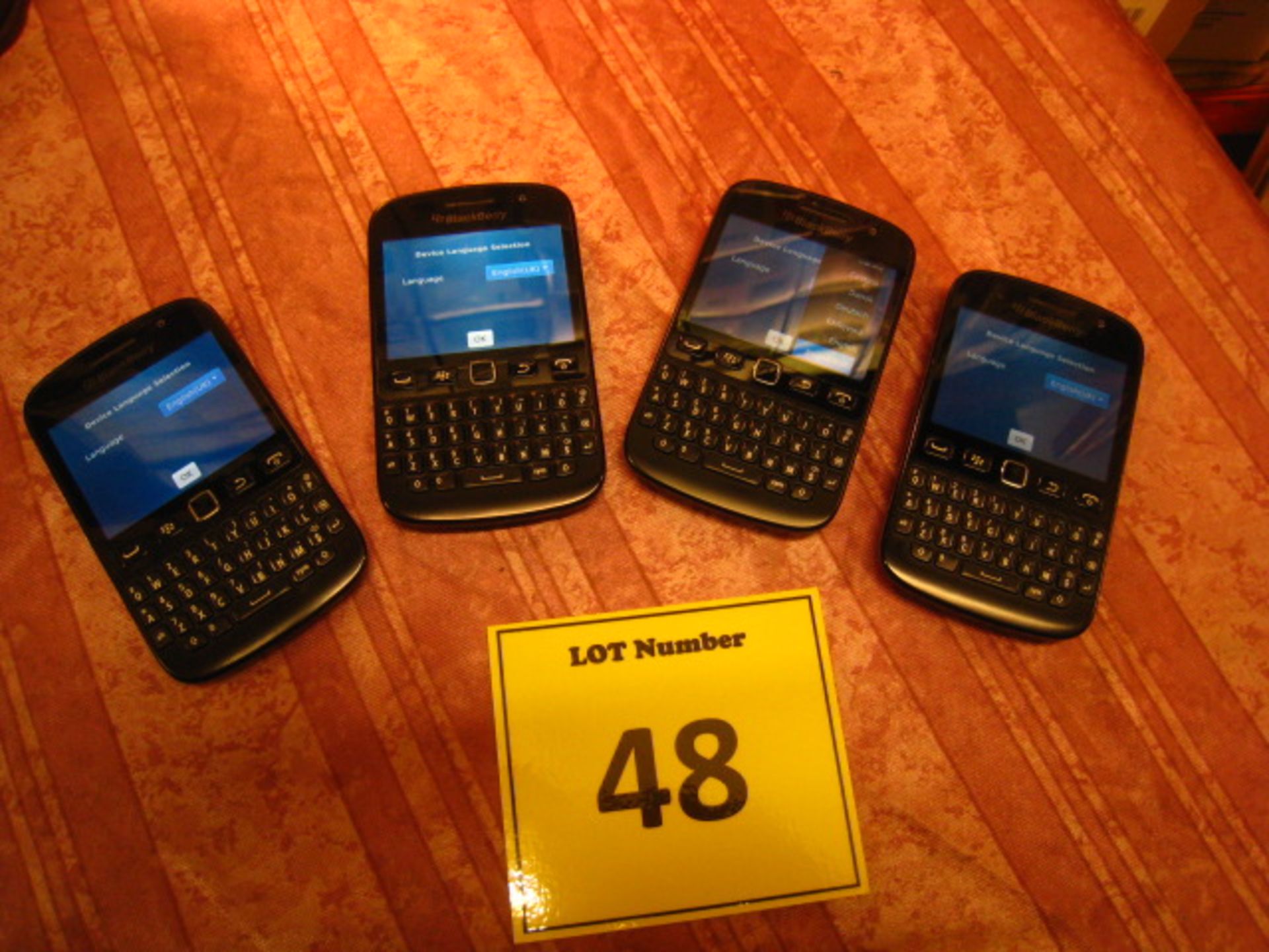 4 X BLACKBERRY 9720 SMART MOBILE PHONE