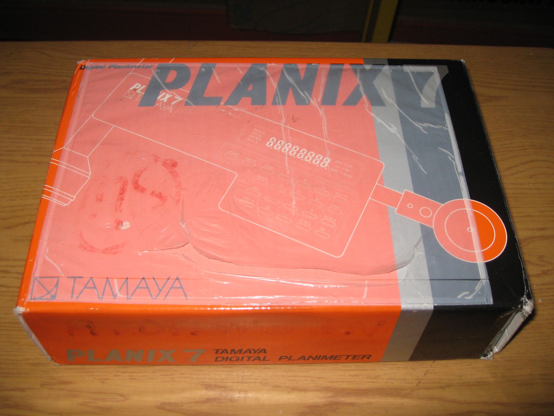 PLANIX 7 TAMAYA DIGITAL PLANIMETER. BOXED & IN CASE. SEE PHOTO'S