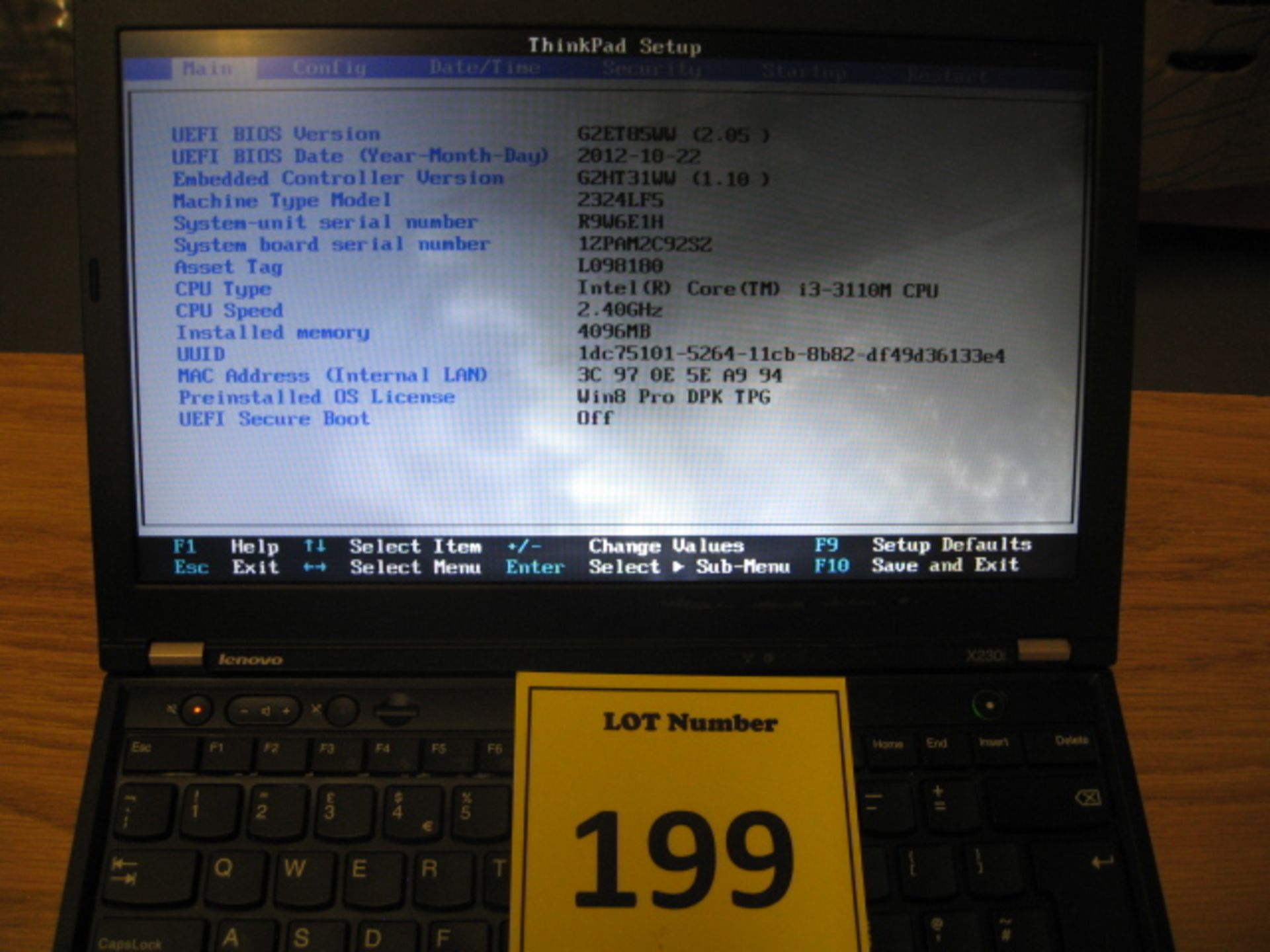 IBM Lenovo X230i Laptop, Core-i3/2.40, 4096/320, psu - Win 8 Pro Sticker - Watermarks on screen - Image 2 of 3