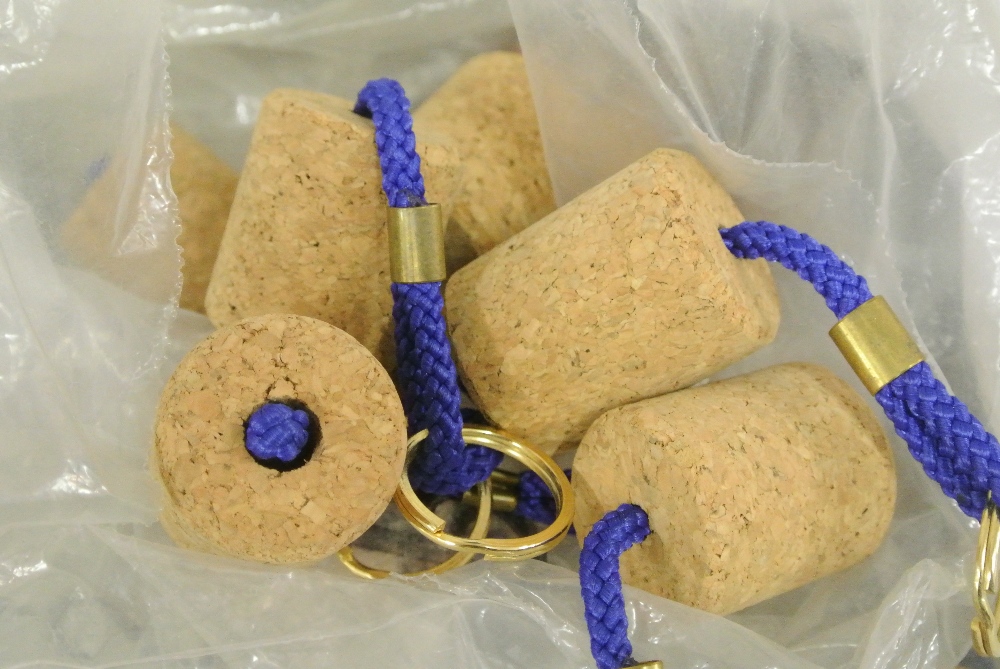 CORK - A large quantity of various sized cork balls for keyrings, floats & various other crafts. - Image 4 of 4