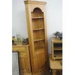 FURNITURE/ HOME - A good quality pine corner displ