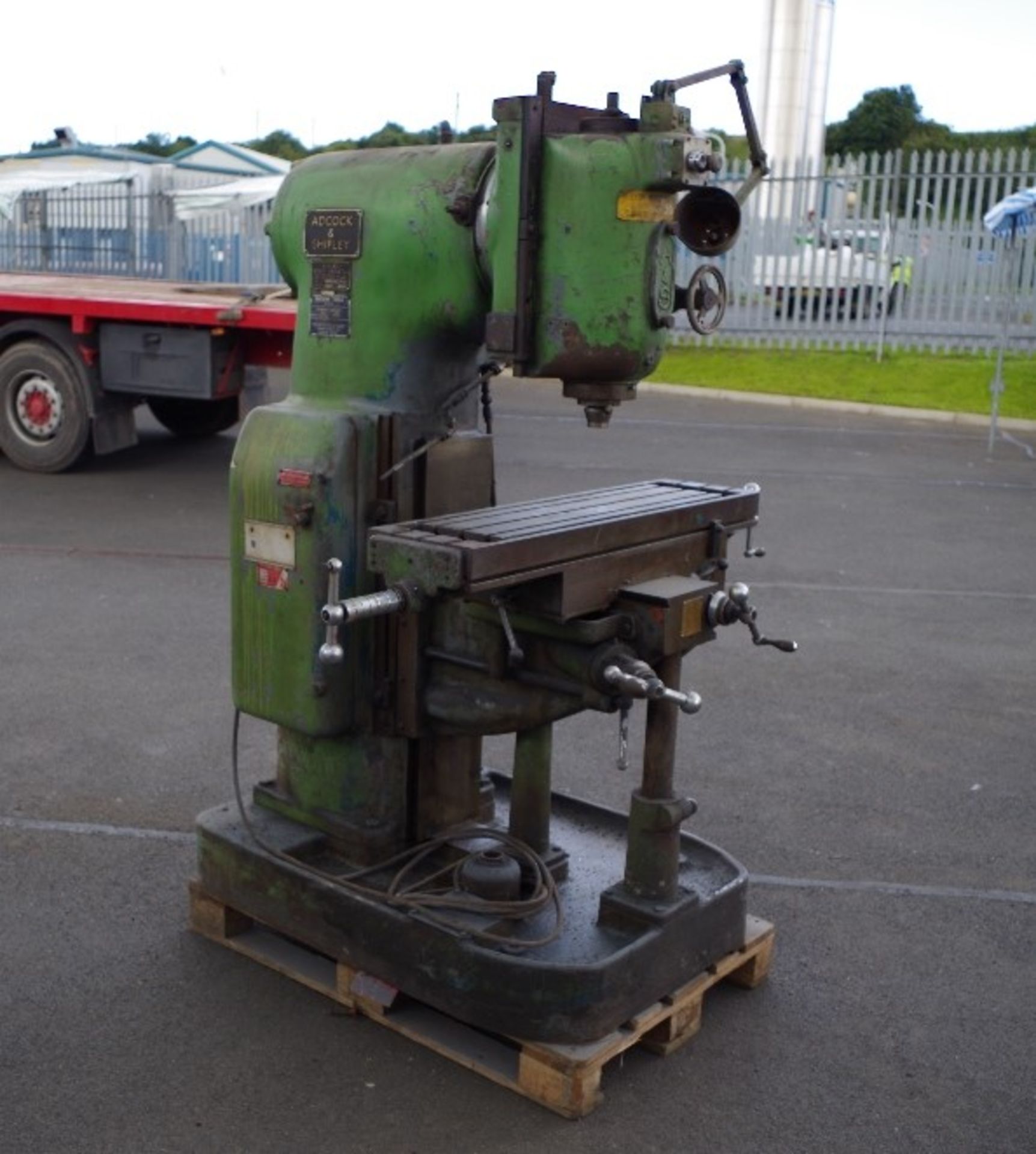 Adcock and Shipley milling machine. NO VAT. LOC Ap