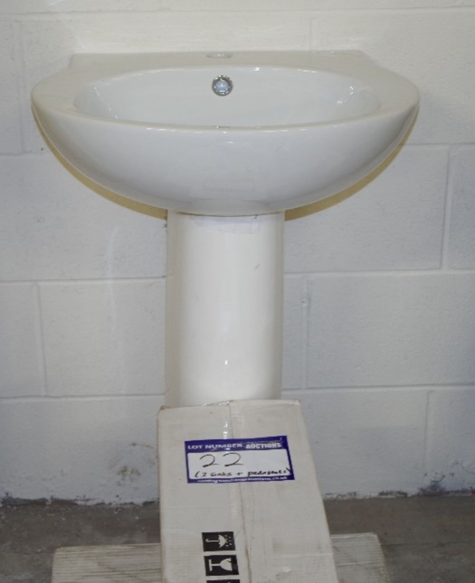 Unused ceramic sink and pedestal x 2. NO VAT.