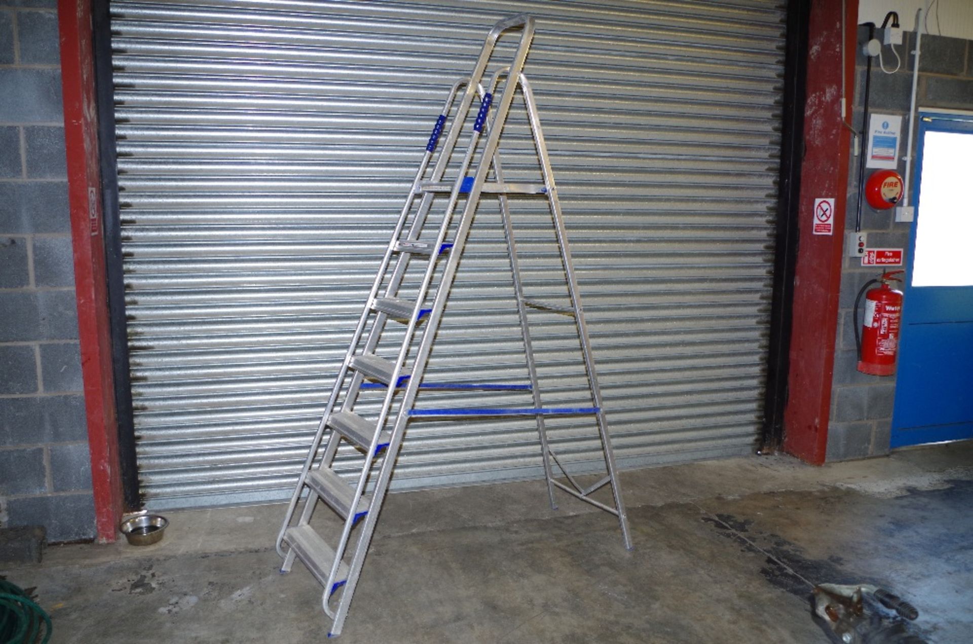 Abru 7 Tread Aluminium Stepladder. NO VAT.