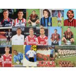 Ensemble d’environ 130 cartes postale sur des joueurs de football étrangers. Certaines avec