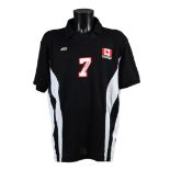 Paul Duerden n° 7. Maillot porté avec l’équipe du Canada. International de 1995 à 2008, il est