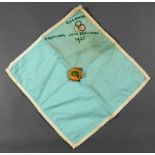 Badge commémoratif des 1er Jeux Africains organisés à Brazzaville en 1965. En bronze doré et