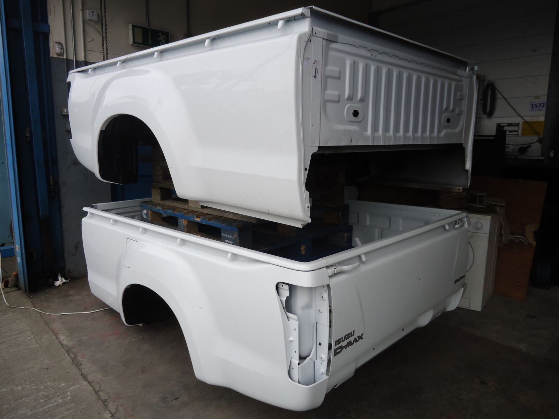 2 X Izuzu D-Max Rear Bodies - Image 2 of 5