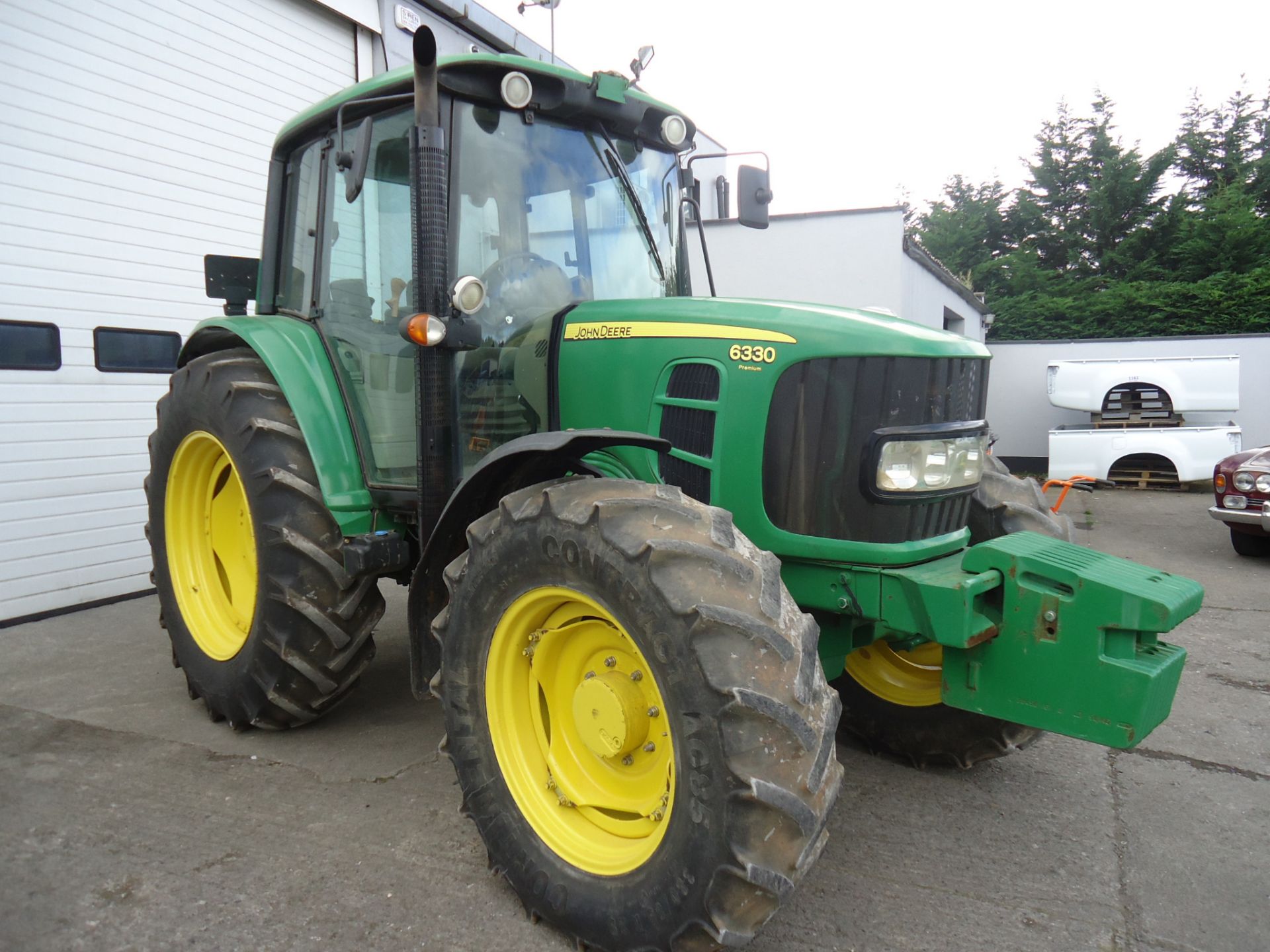 2011 John Deere 4WD Tractor - Image 6 of 10