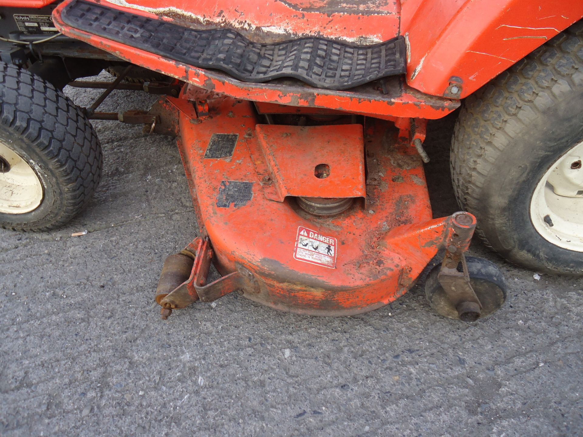 Kubota Diesel Ride On Mower - Image 7 of 11